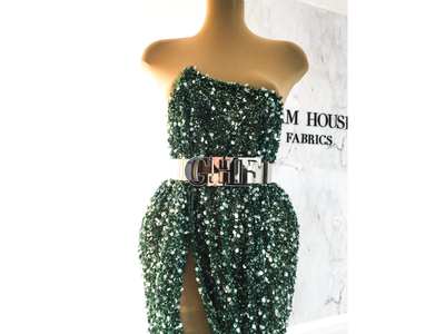 Vestido de noche hecho a mano con encaje verde baeded| abalorios y lentejuelas| tejidos Glam House